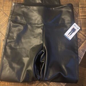 Seven7 | NWT Women's Size Medium Black Faux Leather High Rise
Leggings NWT
